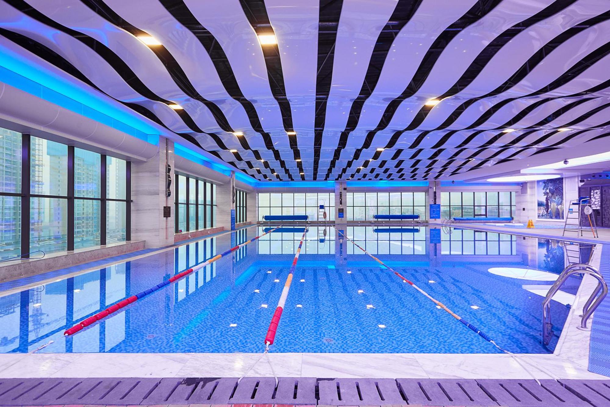 Отель Wyndham Grand Plaza Royale Chenzhou Экстерьер фото